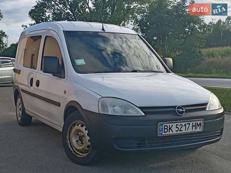 Минивэн Opel Combo 2003 в Ужгороде