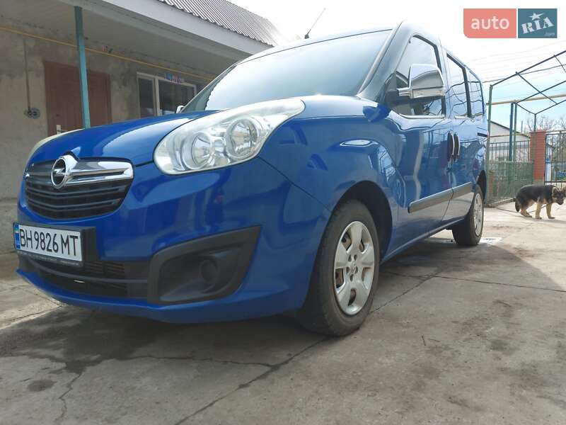 Минивэн Opel Combo 2012 в Ивановке