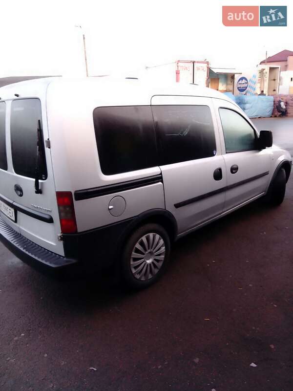 Минивэн Opel Combo 2006 в Мукачево
