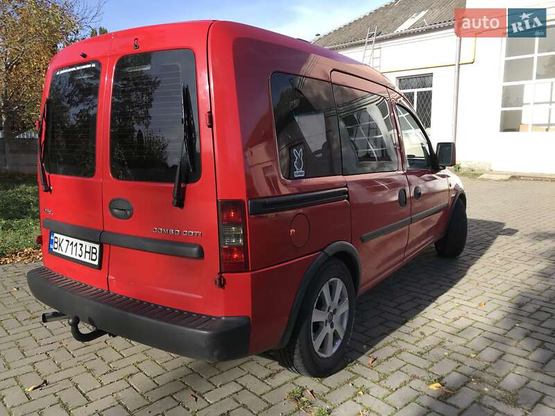 Минивэн Opel Combo 2009 в Ровно