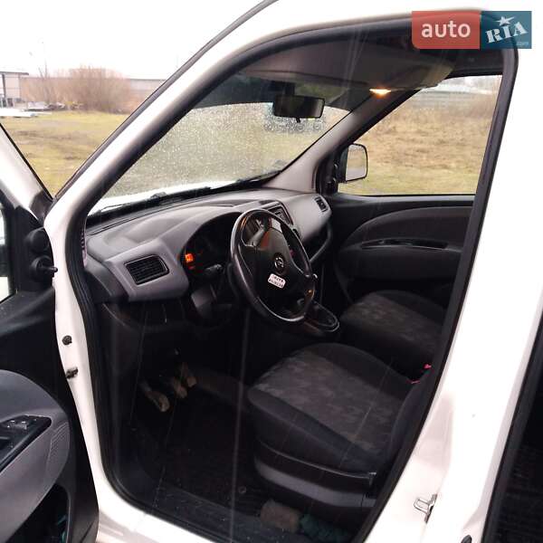 Мінівен Opel Combo 2017 в Львові