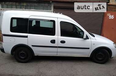 Минивэн Opel Combo 2009 в Киеве