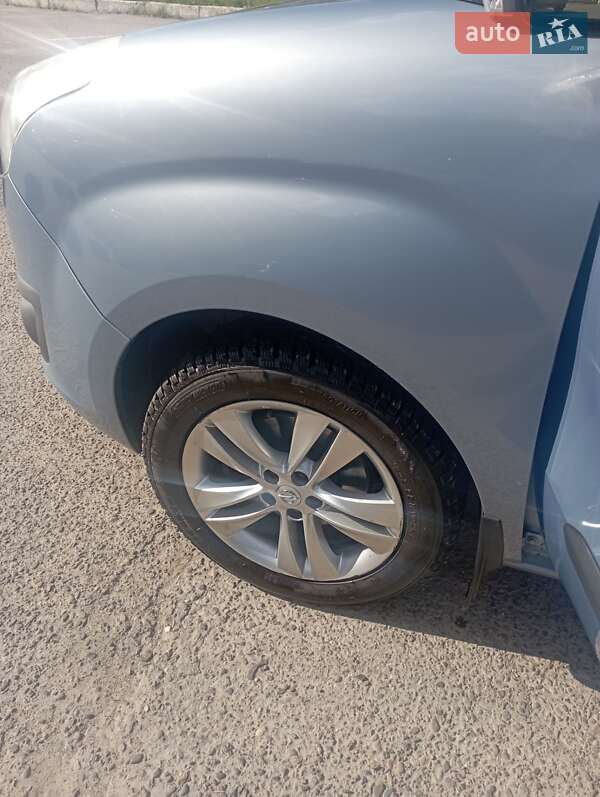 Минивэн Opel Combo 2011 в Черновцах