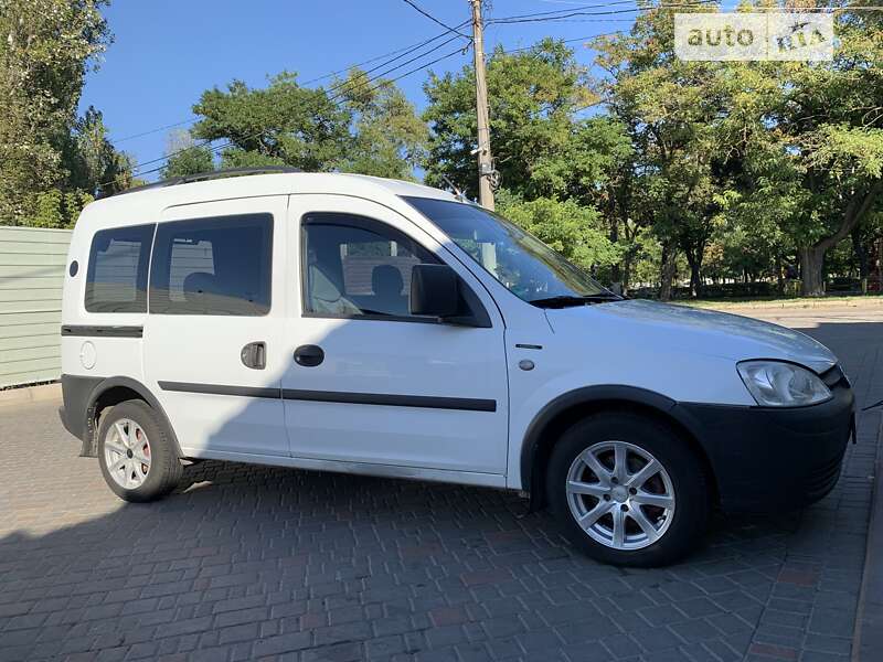 Минивэн Opel Combo 2004 в Виннице
