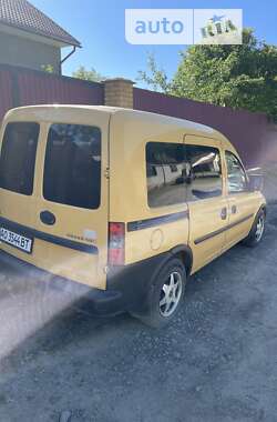 Минивэн Opel Combo 2005 в Тячеве