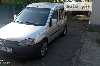 Минивэн Opel Combo 2006 в Буче