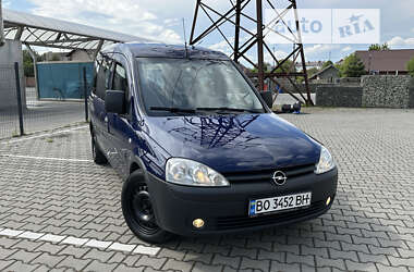 Минивэн Opel Combo 2010 в Ивано-Франковске