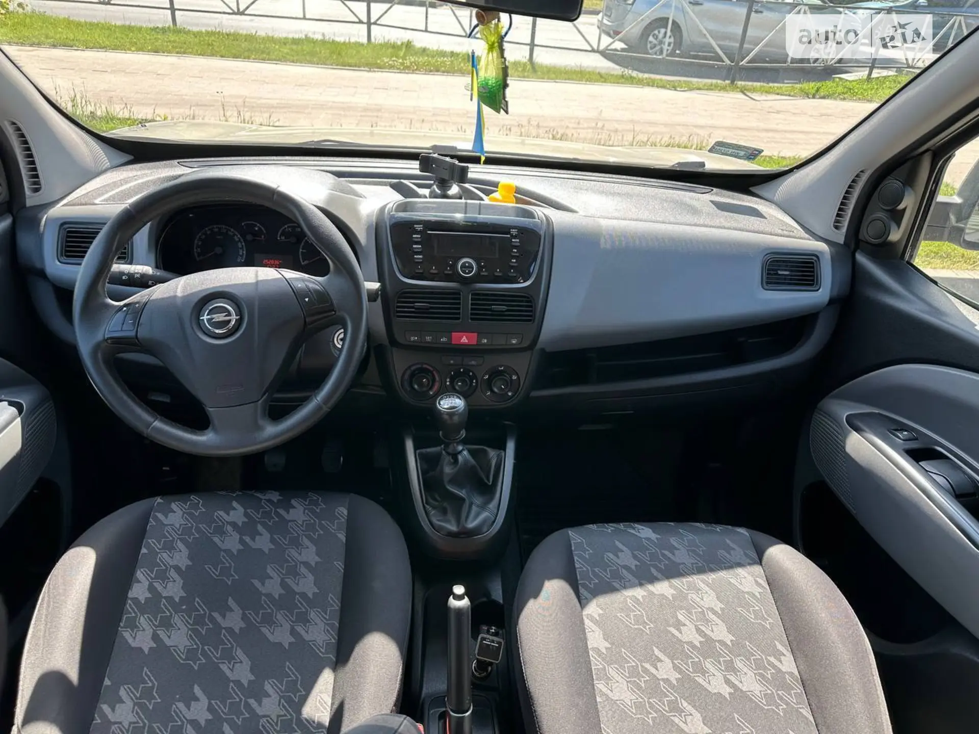 2011 Opel Combo - мініатюра 8