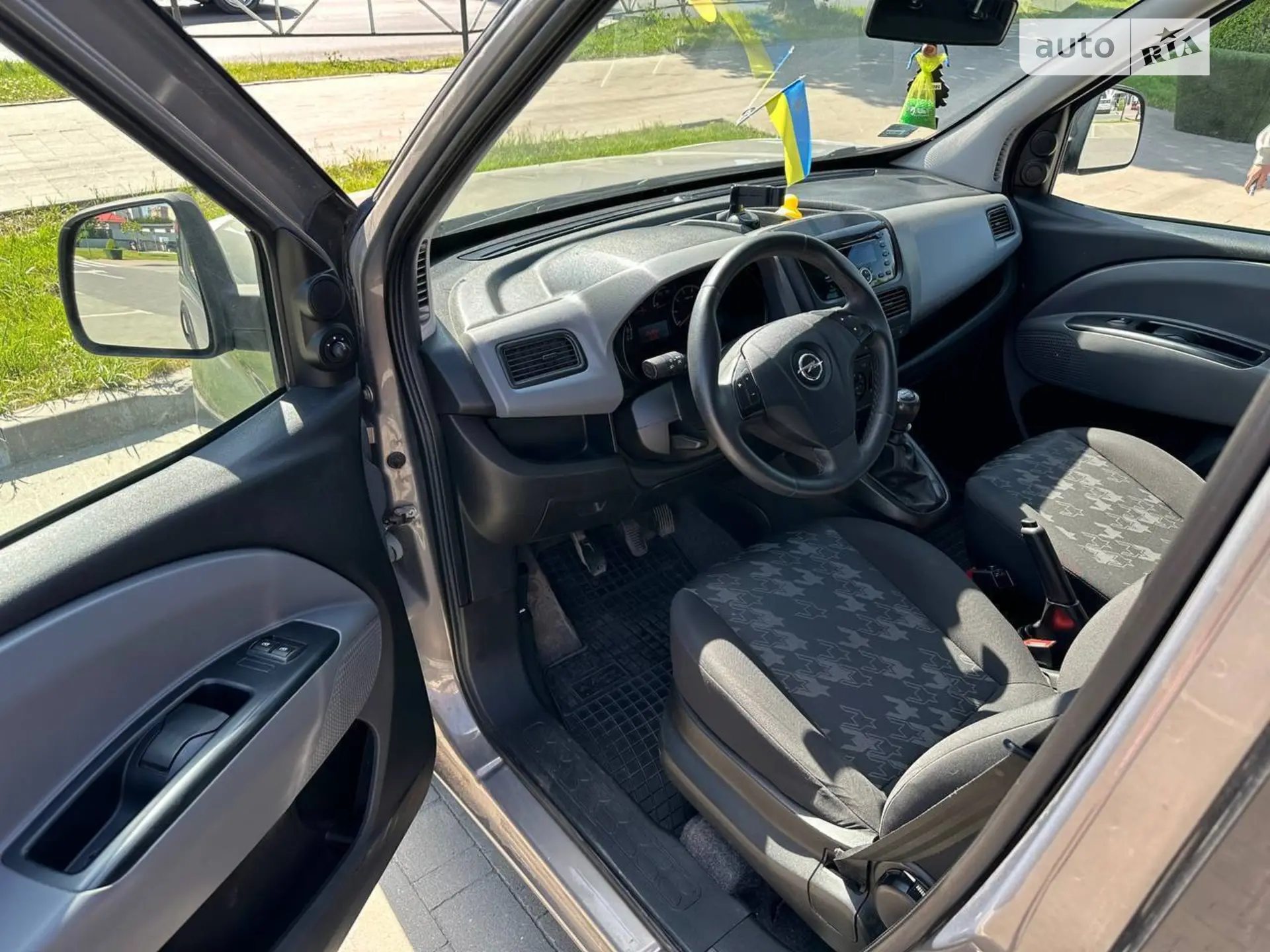 2011 Opel Combo - мініатюра 9
