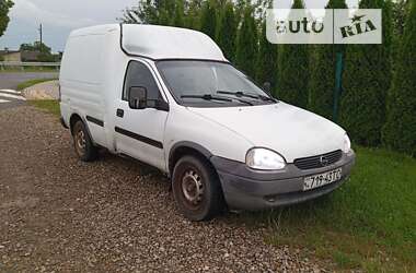 Грузовой фургон Opel Combo 1997 в Стрые