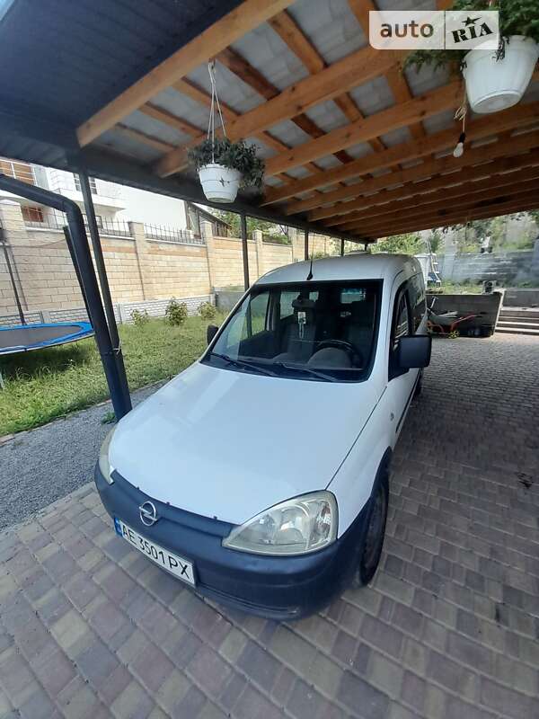 Минивэн Opel Combo 2008 в 