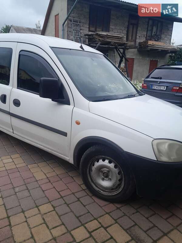 Минивэн Opel Combo 2002 в Ровно