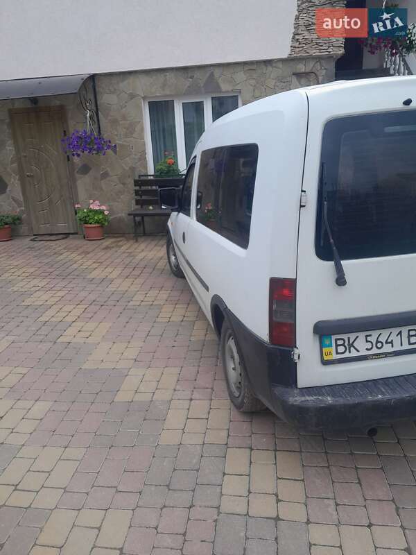 Минивэн Opel Combo 2002 в Ровно