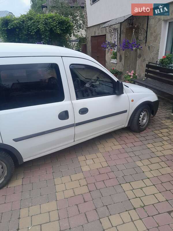 Минивэн Opel Combo 2002 в Ровно