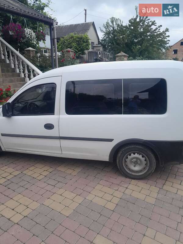 Минивэн Opel Combo 2002 в Ровно