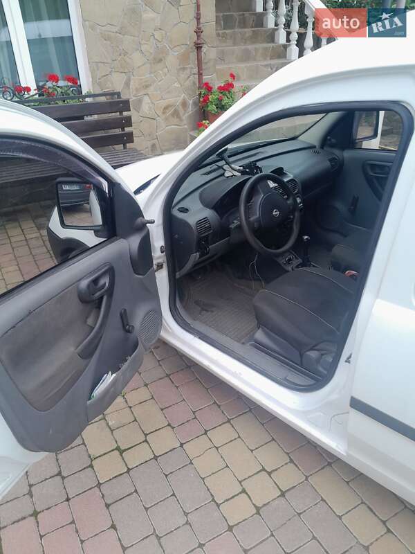 Минивэн Opel Combo 2002 в Ровно