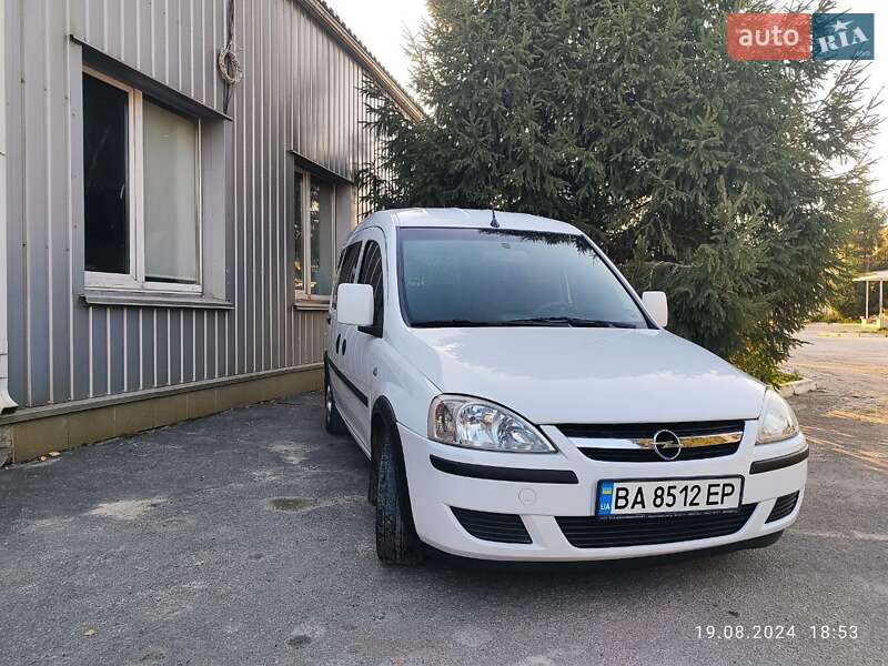 Минивэн Opel Combo 2007 в Кропивницком