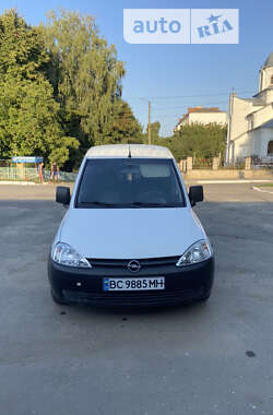 Минивэн Opel Combo 2006 в Волочиске