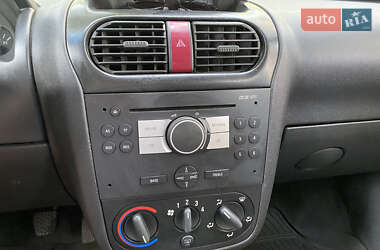 Минивэн Opel Combo 2007 в 
