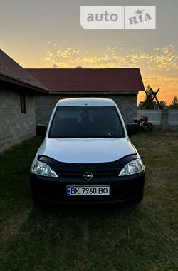 Минивэн Opel Combo 2007 в Рокитном