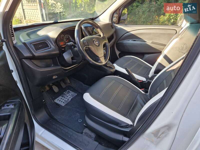 Минивэн Opel Combo 2013 в Киеве