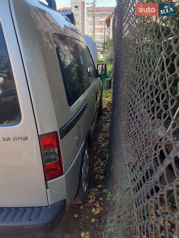 Минивэн Opel Combo 2009 в Львове
