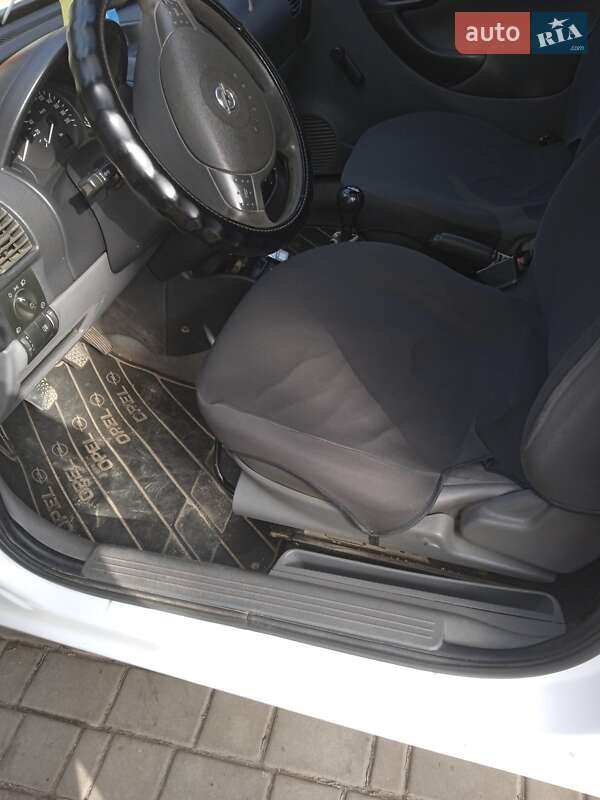 Мінівен Opel Combo 2003 в Шумську