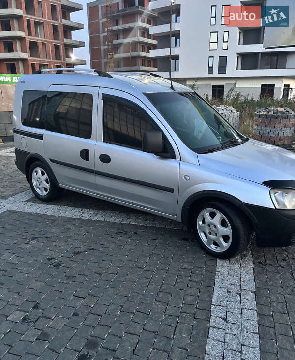 Мінівен Opel Combo 2007 в Хусті