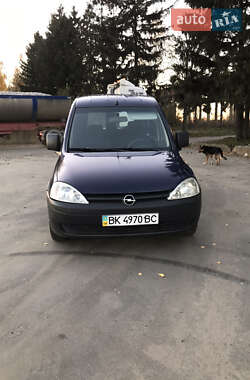 Минивэн Opel Combo 2004 в Березному