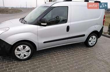 Вантажний фургон Opel Combo 2014 в Львові