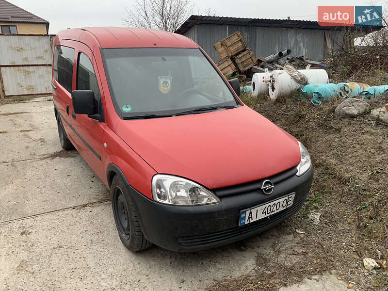 Минивэн Opel Combo 2008 в 