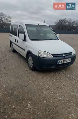 Минивэн Opel Combo 2006 в Смеле