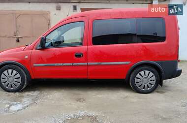 Мінівен Opel Combo 2004 в Гусятині