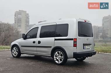 Минивэн Opel Combo 2007 в 