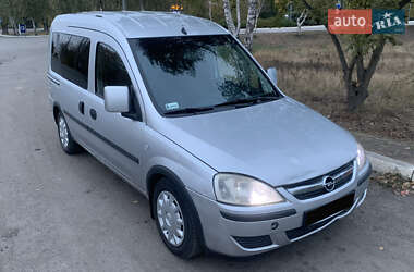 Мінівен Opel Combo 2006 в Межовій