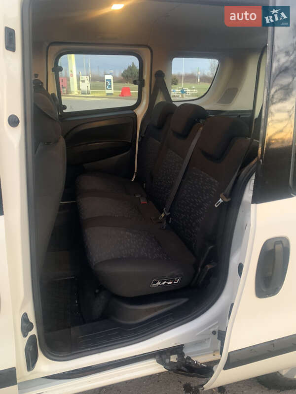 Минивэн Opel Combo 2017 в Черновцах