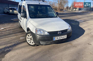 Вантажний фургон Opel Combo 2004 в Черкасах