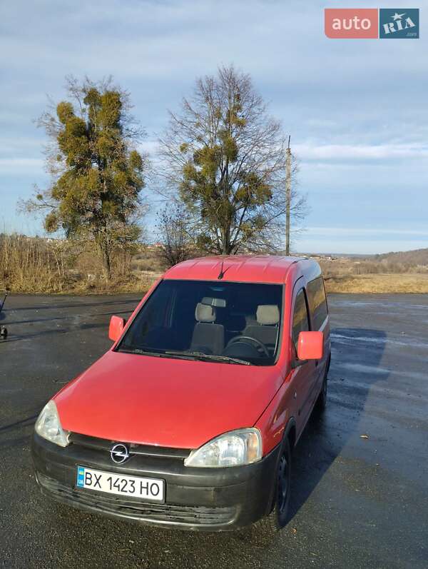 Минивэн Opel Combo 2006 в Изяславе