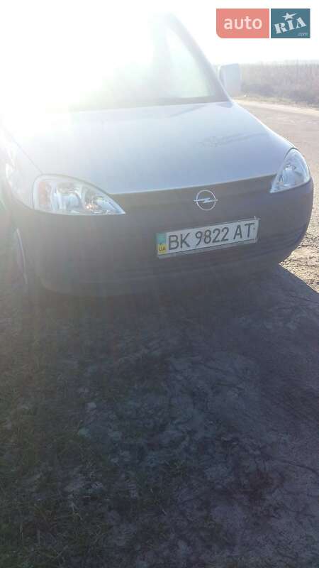 Минивэн Opel Combo 2006 в Сарнах