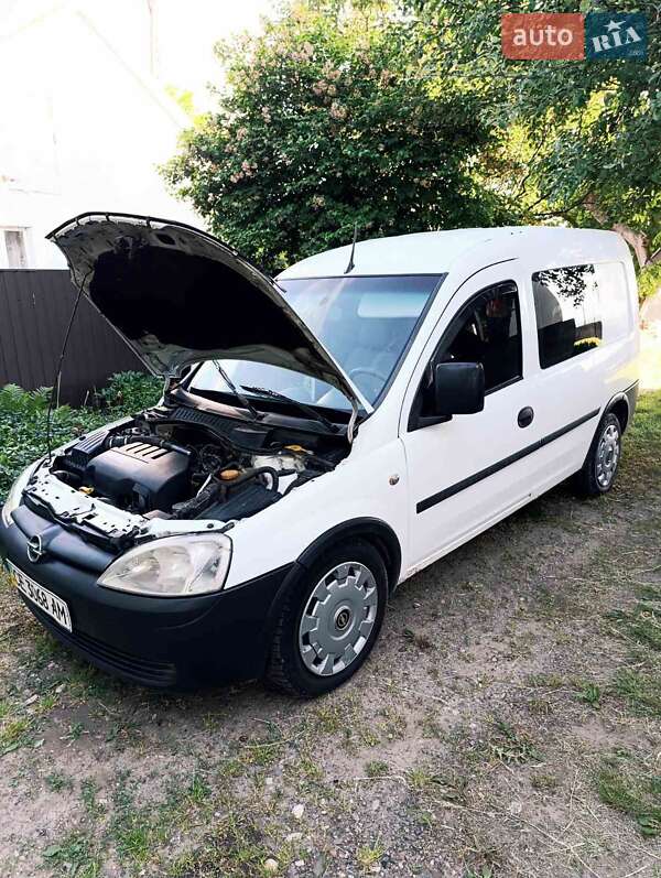 Мінівен Opel Combo 2006 в Чернівцях