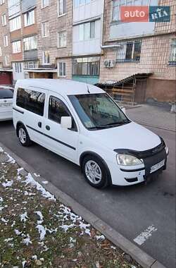 Минивэн Opel Combo 2005 в Луцке