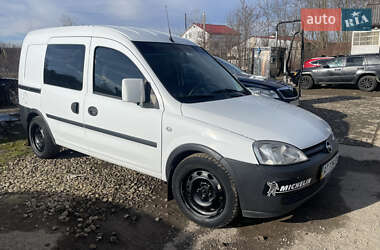 Мінівен Opel Combo 2009 в Брошневі-Облозі