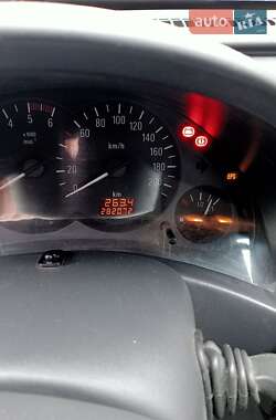 Минивэн Opel Combo 2009 в 
