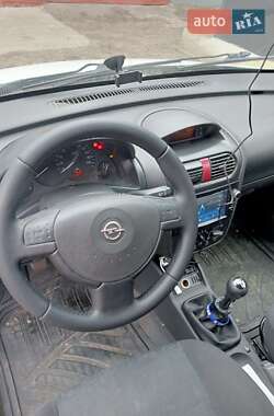 Минивэн Opel Combo 2009 в 