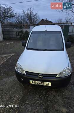 Минивэн Opel Combo 2004 в Широком