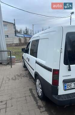 Минивэн Opel Combo 2005 в Вознесенске