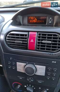 Минивэн Opel Combo 2009 в 