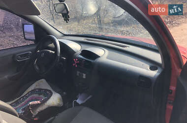 Минивэн Opel Combo 2006 в 