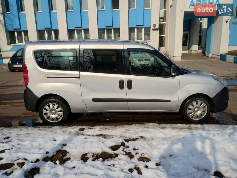 Мінівен Opel Combo 2015 в Києві