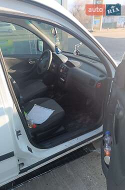 Минивэн Opel Combo 2006 в Дубно